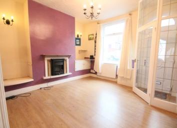 Terraced house To Rent in Rochdale