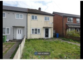 End terrace house To Rent in Warrington
