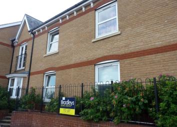 Flat To Rent in Taunton