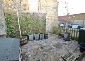 Barn conversion To Rent in York