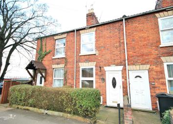 Terraced house To Rent in Grantham
