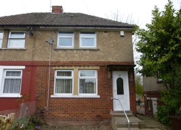 Semi-detached house To Rent in Bradford