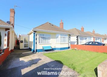 Detached bungalow For Sale in Prestatyn