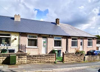 Bungalow To Rent in Huddersfield