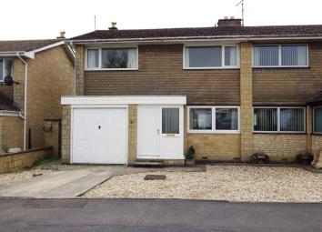 Semi-detached house To Rent in Cirencester