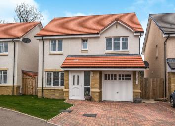 Detached house For Sale in Alloa