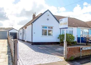 Detached bungalow For Sale in Wirral