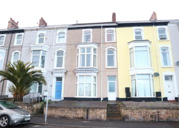 Terraced house To Rent in Swansea