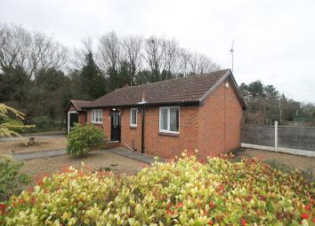 Detached bungalow To Rent in Doncaster