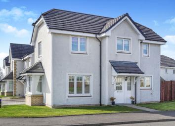 Detached house For Sale in Shotts