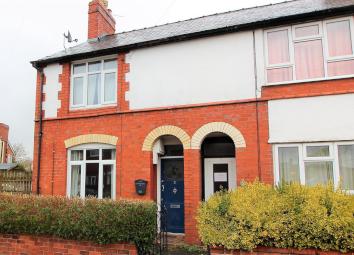 Terraced house For Sale in Oswestry