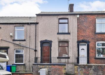 Terraced house For Sale in Littleborough