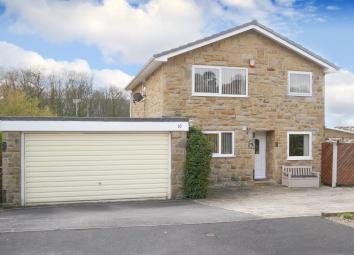 Detached house For Sale in Otley