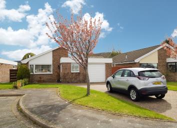 Detached bungalow For Sale in Abergele