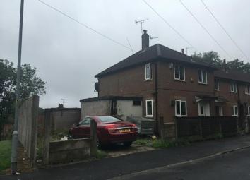 End terrace house To Rent in Bolton