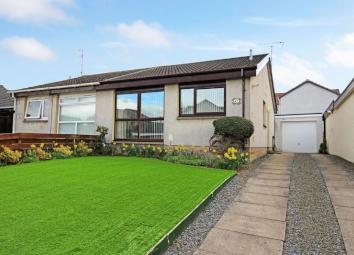 Semi-detached bungalow For Sale in Linlithgow