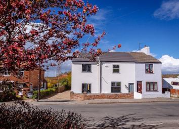 Terraced house For Sale in Frodsham