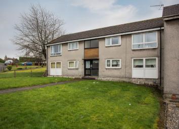 Flat For Sale in Paisley