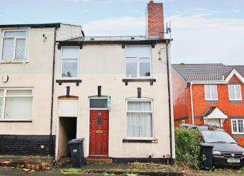 End terrace house For Sale in Stourbridge