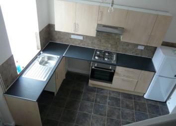 Terraced house To Rent in Ashton-under-Lyne