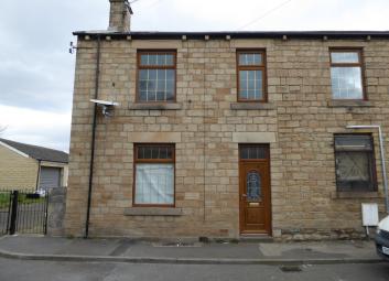 End terrace house To Rent in Dewsbury