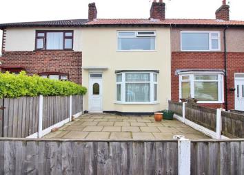 Terraced house For Sale in Southport