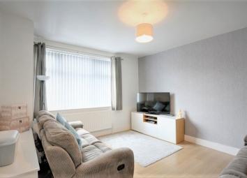 Terraced house For Sale in Southport