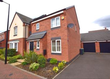 Detached house For Sale in Leicester