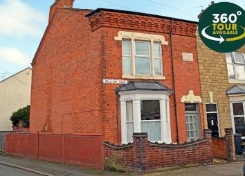 End terrace house For Sale in Leicester