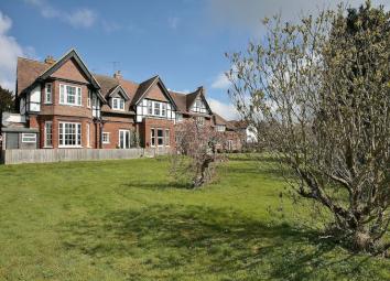 Flat For Sale in Banbury