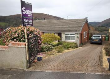 Semi-detached bungalow For Sale in Newport