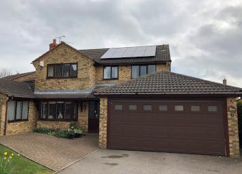 Detached house For Sale in Kettering