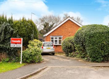 Detached bungalow For Sale in Malvern