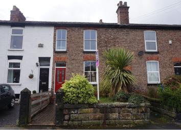 Terraced house For Sale in Altrincham