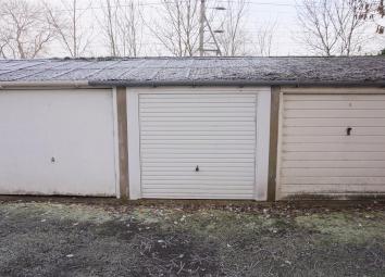 Parking/garage To Rent in Glasgow