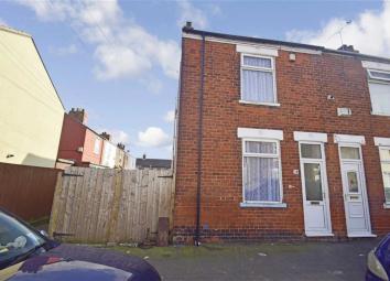 End terrace house For Sale in Hull