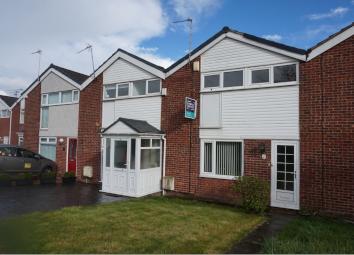 Town house To Rent in Chester