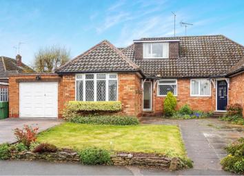 Semi-detached bungalow For Sale in Birmingham