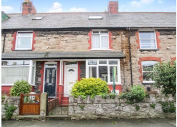 Terraced house For Sale in Colwyn Bay
