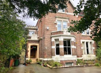 Flat For Sale in Prenton