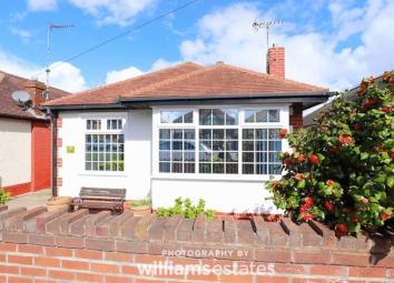 Detached bungalow For Sale in Prestatyn
