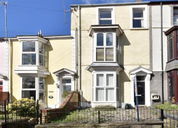 Flat For Sale in Swansea