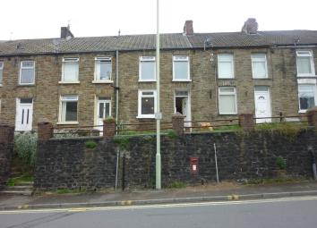 Terraced house To Rent in Bridgend