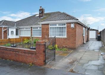 Bungalow For Sale in Wigan