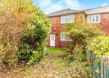 Maisonette For Sale in Manchester