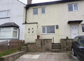 Semi-detached house To Rent in Preston