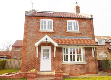 3 Bedroom Detached house to rent