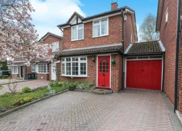 Link-detached house For Sale in Coventry