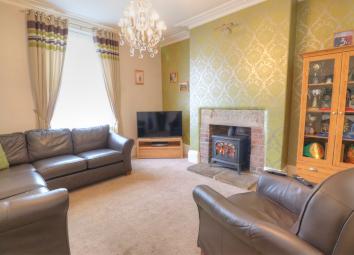 End terrace house For Sale in Dewsbury
