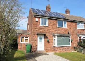 Semi-detached house For Sale in Brough